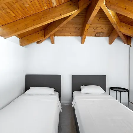 Costa Azzurra Отель